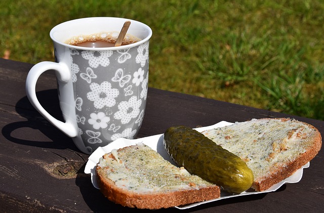 场和广告所 场和广告所